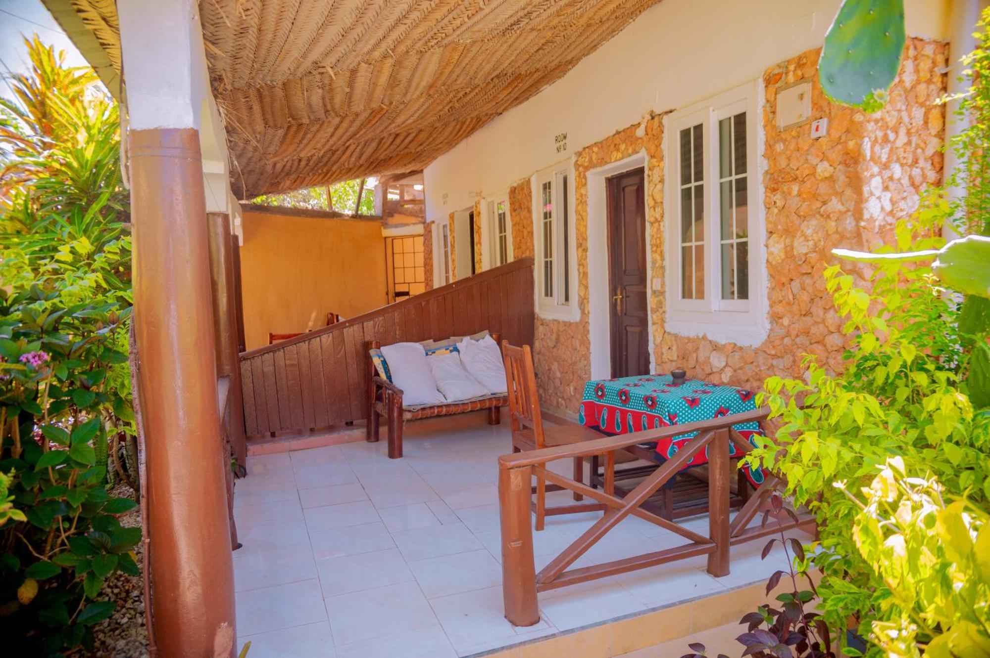 Baraka Beach Bungalows Nungwi Eksteriør billede